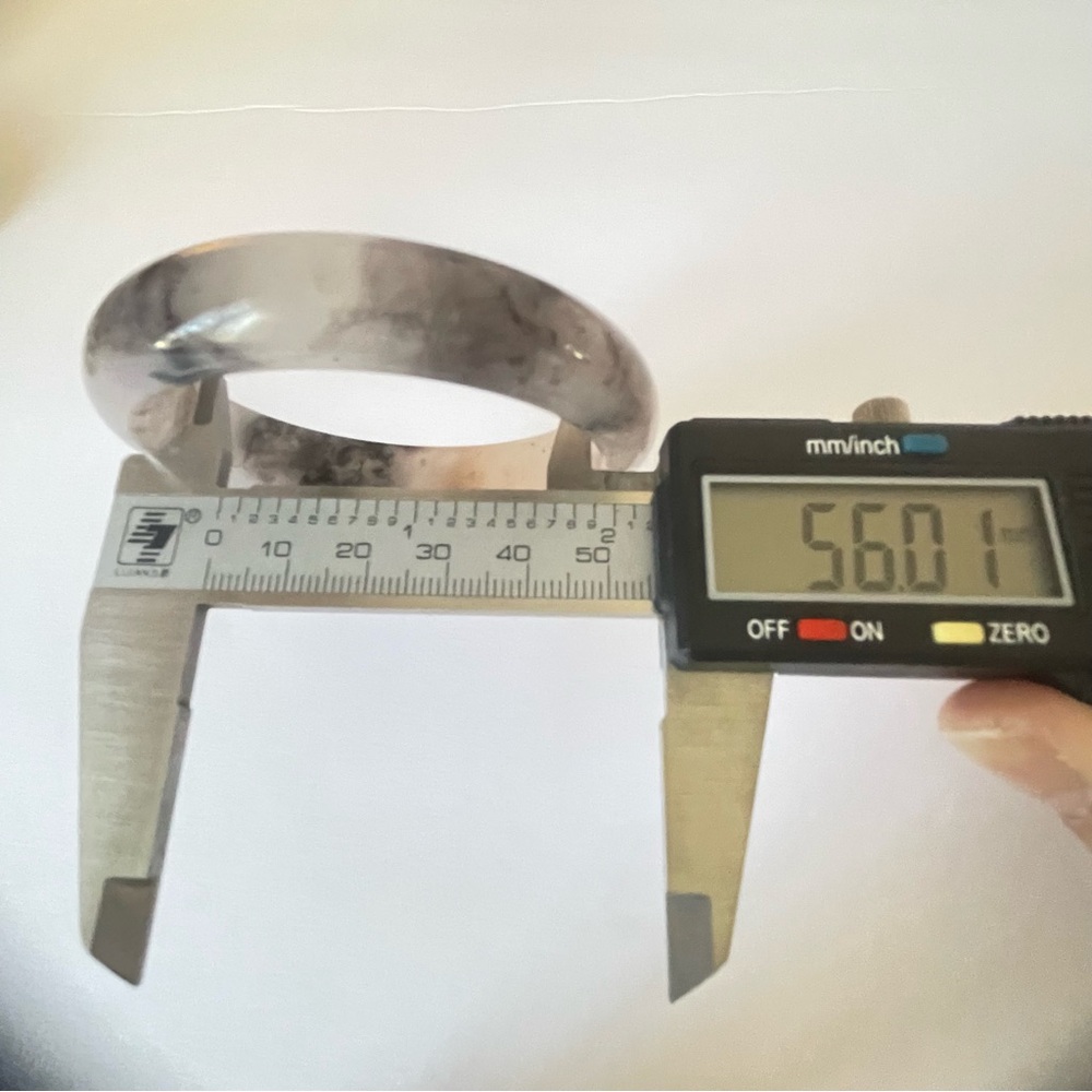 Authentic Natural Jade Bangle - Picture 3 of 3
